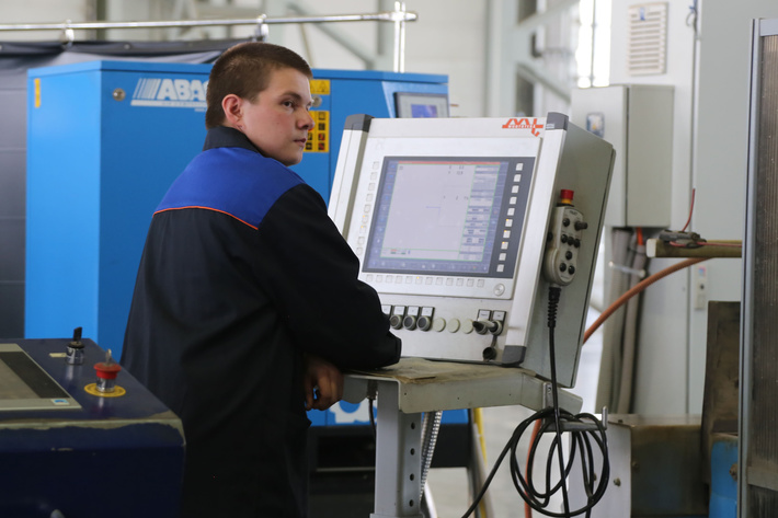 bmV3c25uLnJ1L3VwbG9hZC9pYmxvY2svNGRmLzRkZjIxZTI5YzIzZGExMWYwNWIzNjY5MmIyNTg4ZTRjLkpQRz9fX2lkPTgyNDk2