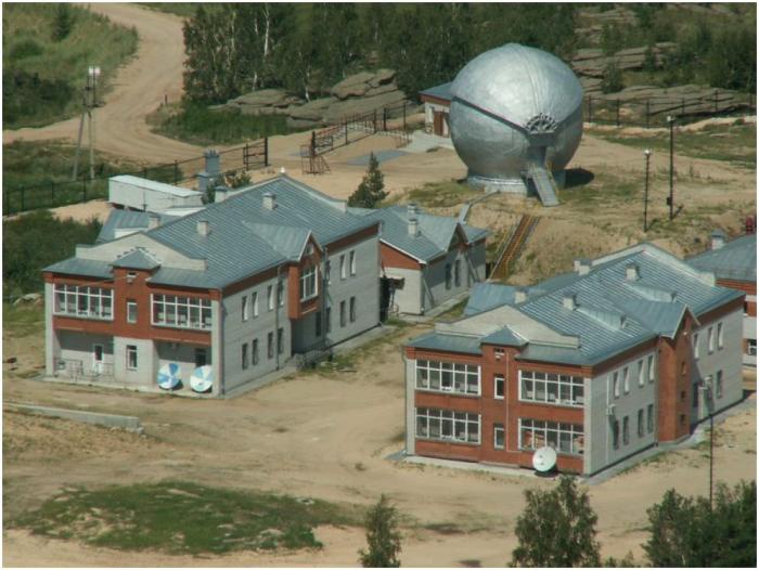 cGhvdG9zLndpa2ltYXBpYS5vcmcvcC8wMC8wMi8zNS80Ni81M19iaWcuanBn