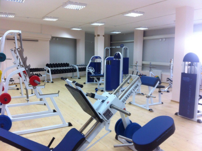 cHAudmsubWUvYzYzMDYxNy92NjMwNjE3ODcxLzQ0M2JjL0VXZWRPbnV5QnRVLmpwZz9fX2lkPTgxODk1