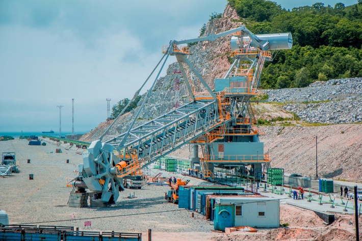 cHJpbWFtZWRpYS5jZG52aWRlby5ydS9mL21haW4vOTgxLzk4MDYyNS5qcGc_X19pZD04MjUyOCY0ZWZhNzVmMGYzZjk3YzdlM2Q3OTVkM2U1YjZiYjQyNA==