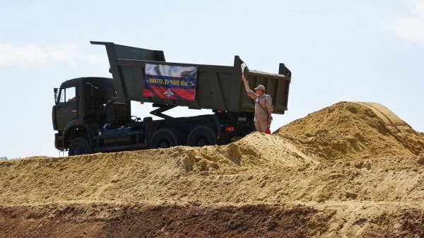 cmlhdnJuLnJ1L3VwbG9hZC9tZWRpYWxpYnJhcnkvODExLzgxMTFmY2E3NTZkNjViYjJhMmQwYzE4OGJiOGI0YTFlLmpwZz9fX2lkPTgxMjky