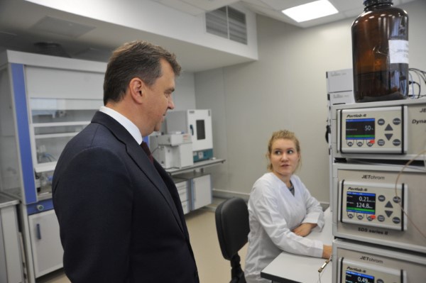 d3d3lnlhcnjlz2lvbi5yds9uzxdzugljcy8ymde2lta5ltiwjuqxjtg0l193l1bjq183mja5jtiwkexhcmdlkv9kuecuanbn