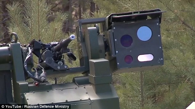 3aada1ee00000578-3963642-image-a-14_1479894069970