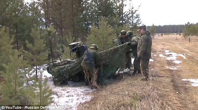 3aada1f400000578-3963642-image-a-19_1479894249728