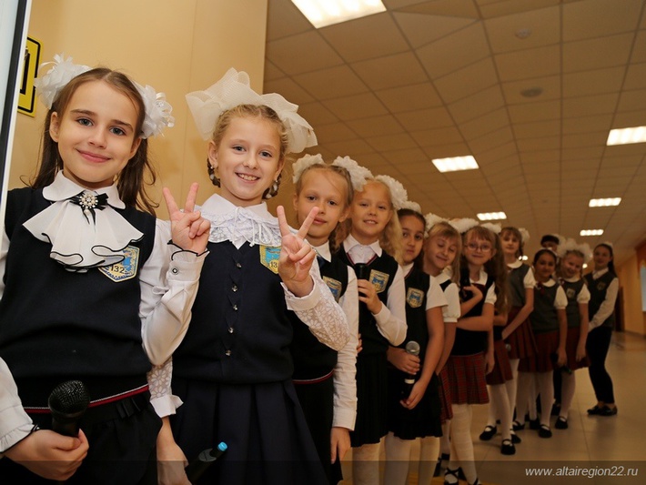 d3d3lmfsdgfpcmvnaw9umjiucnuvdxbsb2fkl21lzglhbglicmfyes9imtevmdmumteumjaxnl8xml9iawcuanbnp19fawq9odu3mtc