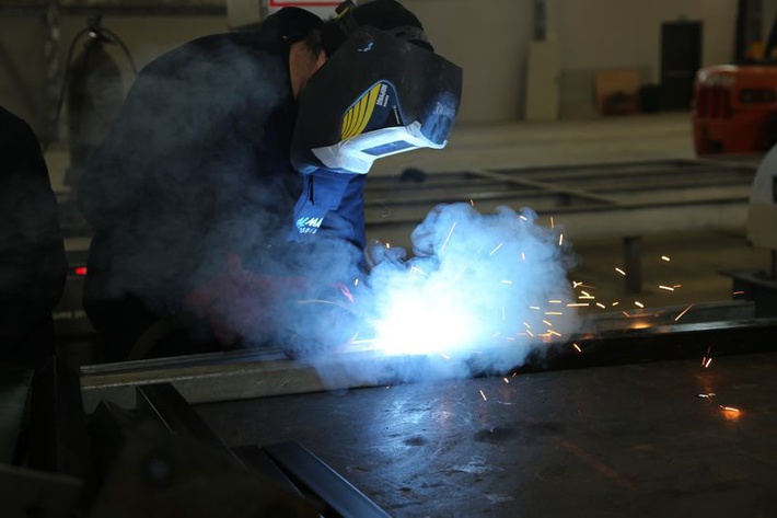 d3d3lmutzgfnlnj1l21lzglhl2syl2dhbgxlcmllcy85mda2l0jdm0i2nzq5x3jlc3vsdc5kuec_x19pzd04njcwng